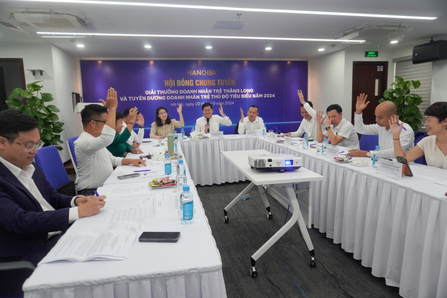 Hội Doanh nghiệp trẻ Hà Nội công bố TOP10 Doanh nhân trẻ Thăng Long 2024